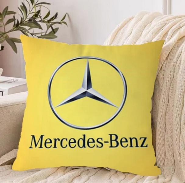 Polštář Mercedes Benz 30x30cm žlutý