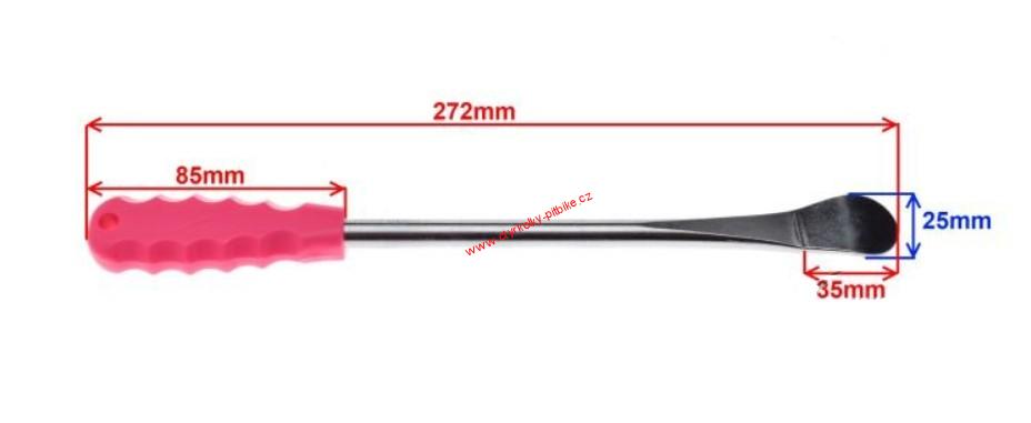 Monter páka na moto pneumatiky