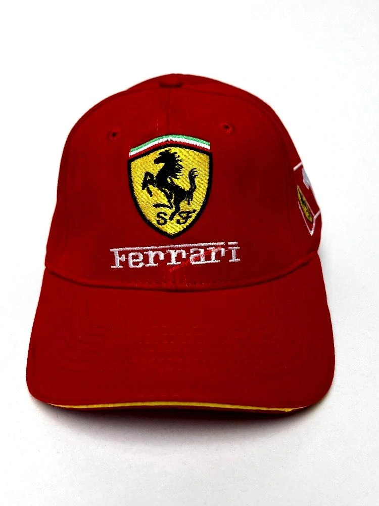 Kšiltovka Ferrari červená