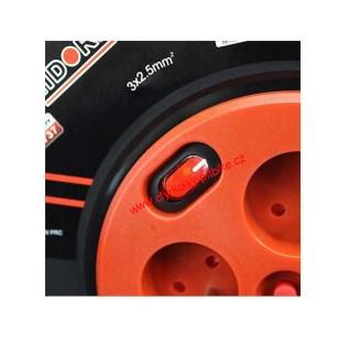 Prodlužovací kabel 50m na kovovém bubnu