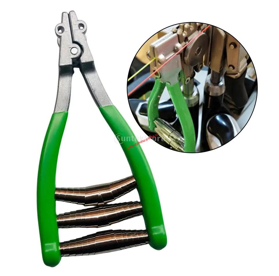 Startovací kleště pro vyplétání raket