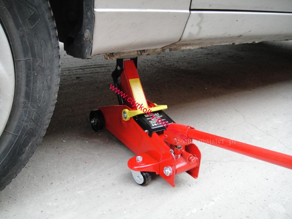 Hydraulický zvedák 2 tuny v kufříku