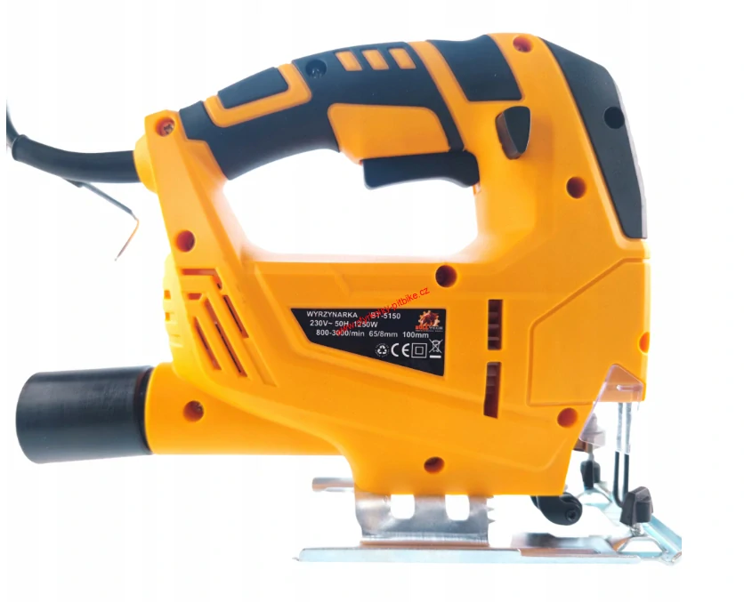 Přímočará pila BullTech 1450 W s laserem