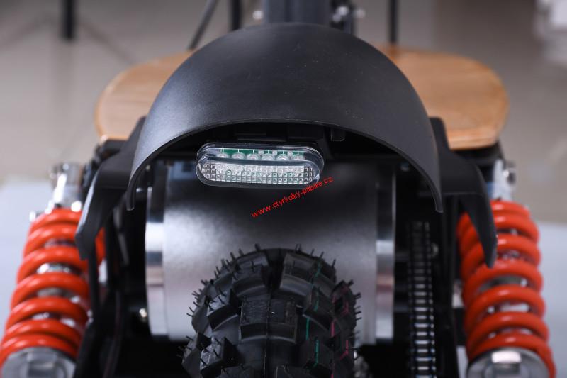 Elektrokoloběžka XT02 48V černá